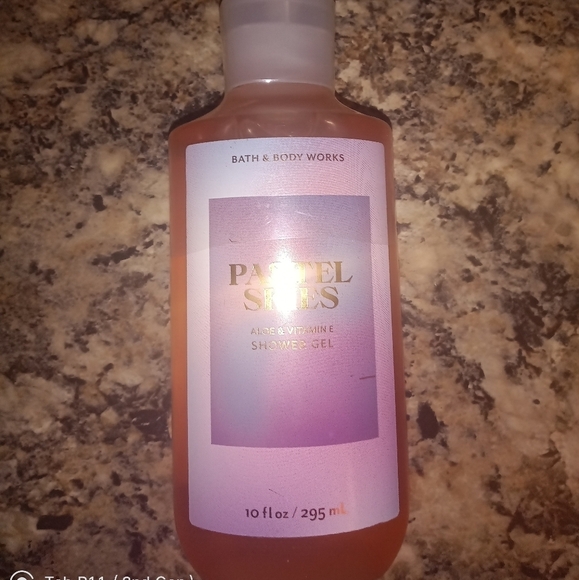 Bath & Body Works Pastel Skies Shower Gel. New. - Picture 3 of 5